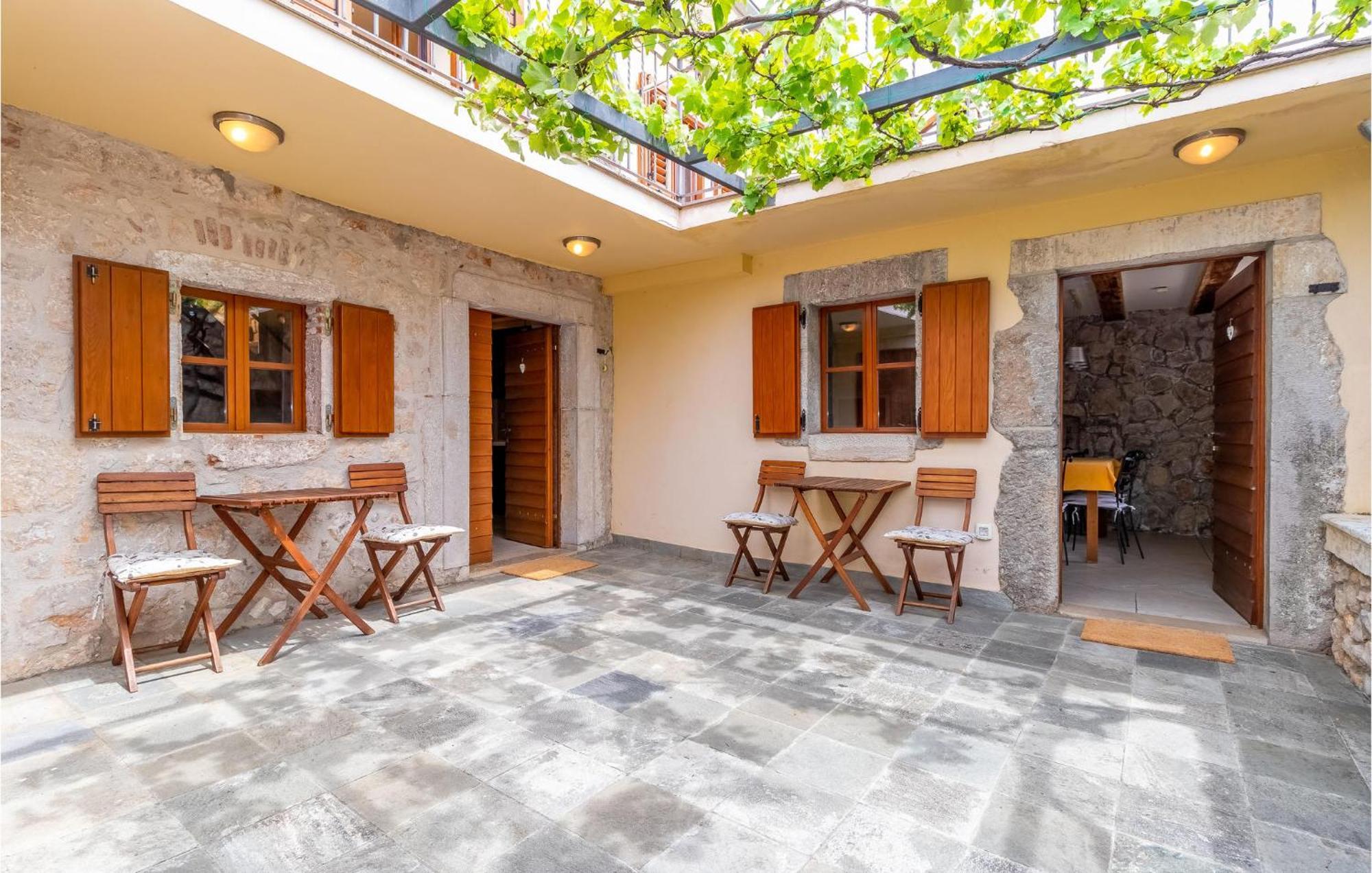 Stunning Home In Bribir With Wifi Екстериор снимка